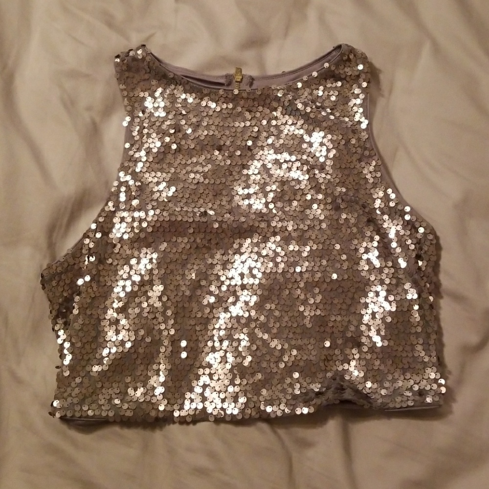 Express Crop Top